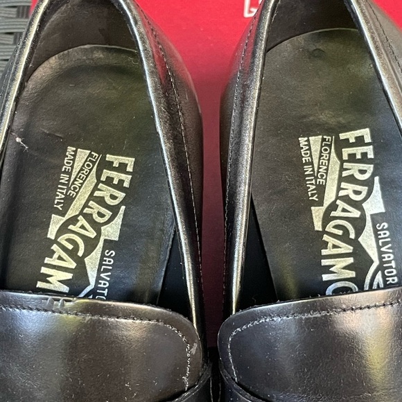 Salvatore Ferragamo Shoes,Salvatore Ferragamo Black Leather Slip-Ons,AUTHENTIC. - Picture 6 of 11